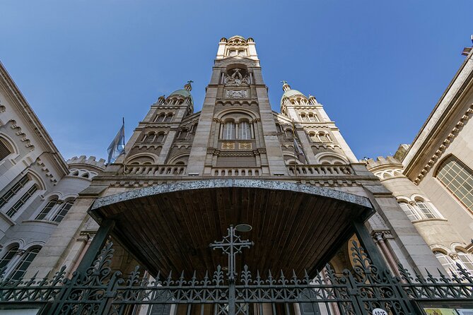 Private Recoleta + Retiro Tour - Includes visit to unique Recoleta Cemetery - Retiro’s palaces, heartbreak, and San Martin Square