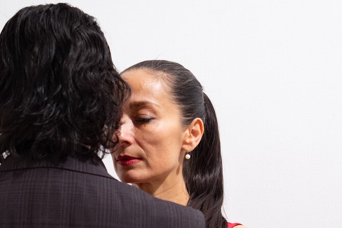 Private Tango Class in Buenos Aires with Expert Instructor - Meeting Laurence at Junín 145