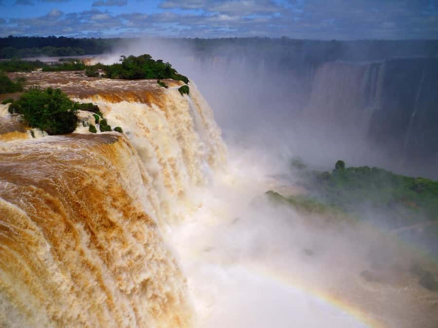Private Tour "Dawn at the Iguassu Falls". - The 1.5-kilometer walk through the falls area