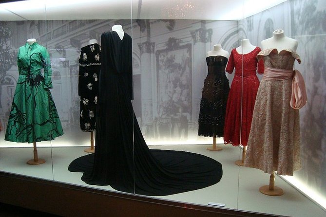 Private Tour Discovering Evita and The Peronism in Buenos Aires - Recoleta, where memory becomes personal
