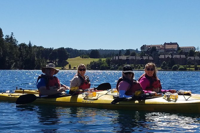 Private tour: full day kayak to Moreno lake - The 9:00 a.m. pickup and drive through Circuito Chico