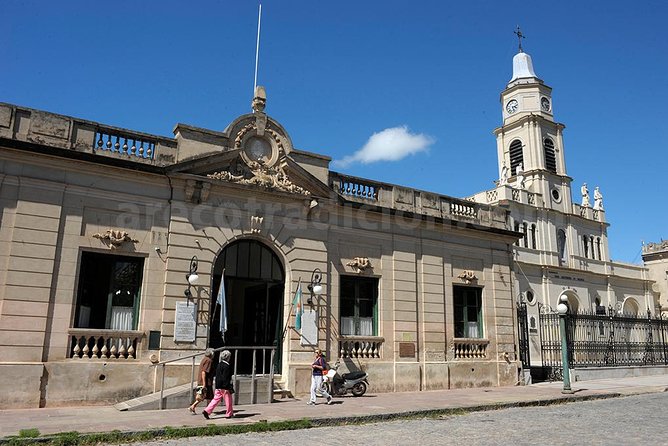 Private Tour to San Antonio de Areco: Gaucho town & Estancia from Buenos Aires - Leaving Buenos Aires for the Pampas