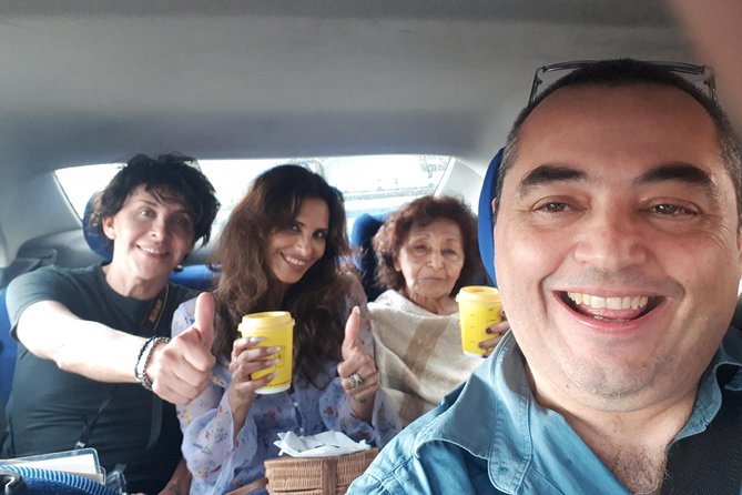 Private Tour with Audioguide through Buenos Aires by Car - Congress Square, Avenida de Mayo, and the Obelisk