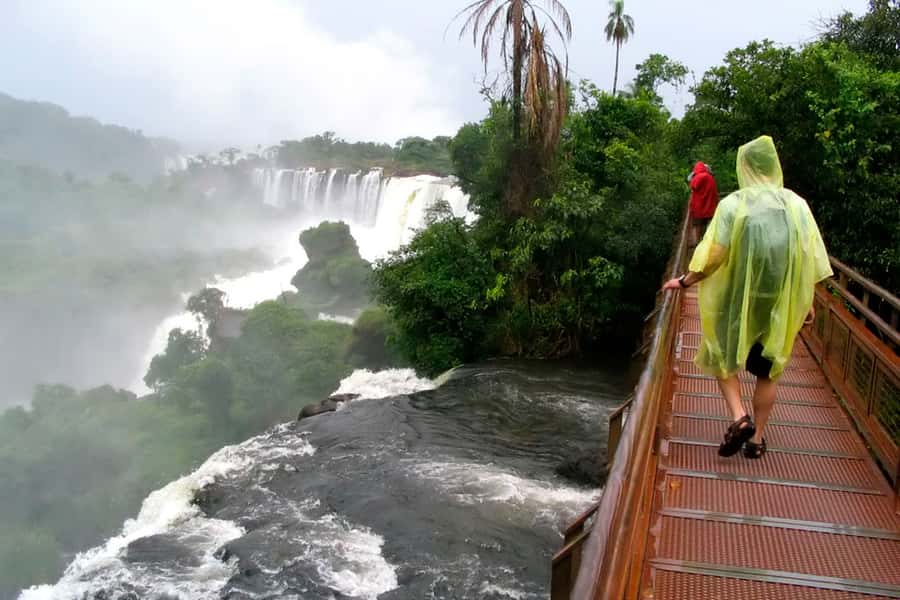 Puerto Iguazú: Iguazú Falls Adventure with 4WD & Boat Ride - Who should choose this day?