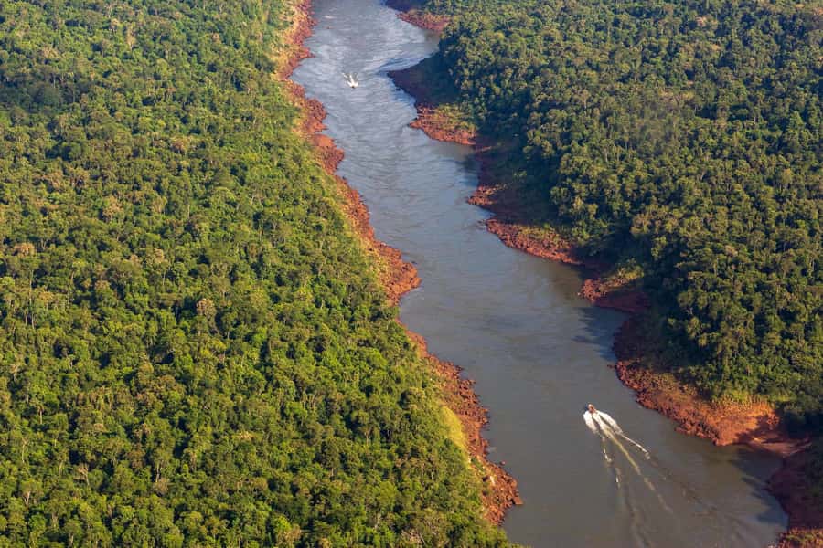 Puerto Iguazu: Iguazu Falls Boat Tour and Gran Aventura - Who Will Enjoy This Iguazu Tour Most?