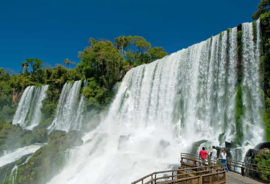 Puerto Iguazu: Iguazu Falls Boat Tour and Gran Aventura - San Martin Island and the End of the River Route