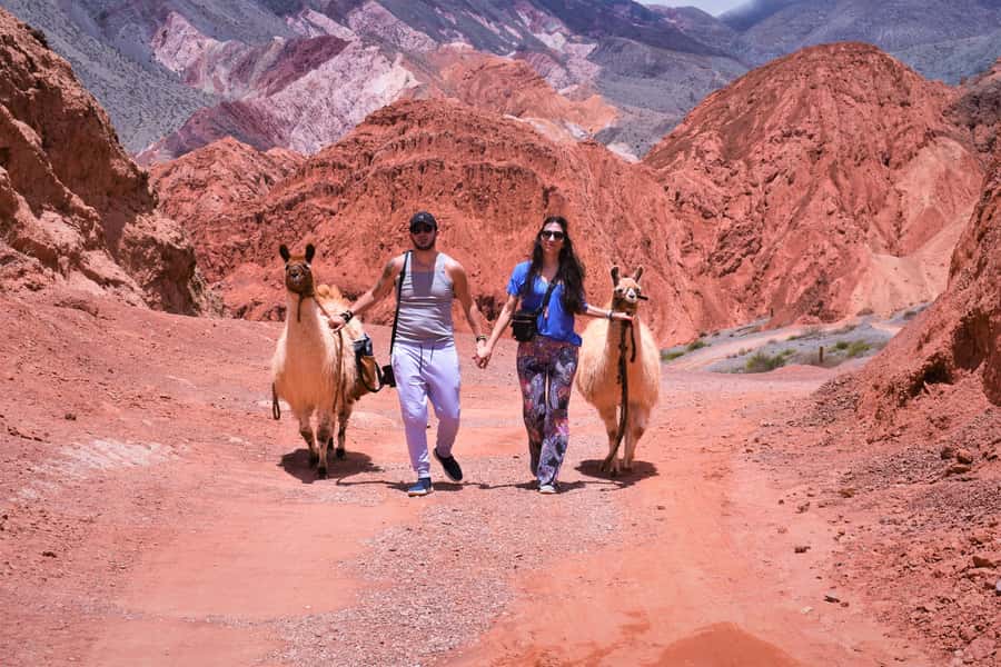 Purmamarca: Hiking with Llamas through multicolored mountains - Starting near Paseo de los Colorados