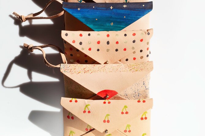 Put together a custom leather and tasting envelope - Who will enjoy this activity most?