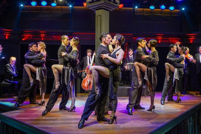 Querandi Tango show Vip with private transfer - Dinner, drinks, and Argentine flavors