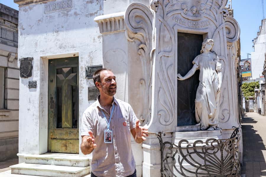 Recoleta Cemetery - Small Group Tour of History & Secrets - Meeting outside La Biela