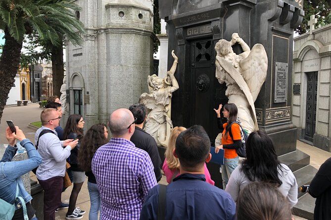 Recoleta Cemetery Walking Tour - Booking Tips That Prevent Trouble