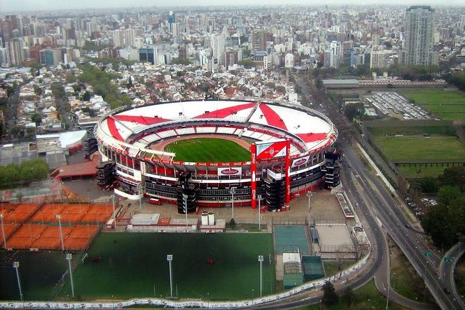 River Museum and Stadium, Full Visit, Official Tour. - Who will enjoy this visit most