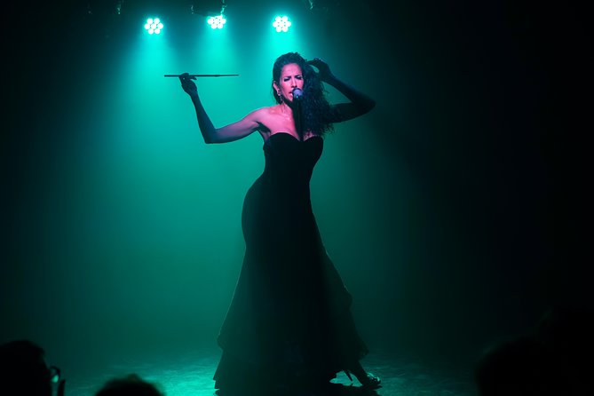 Rojo Tango Show Including Private Transfers - A three-hour evening of music and dance