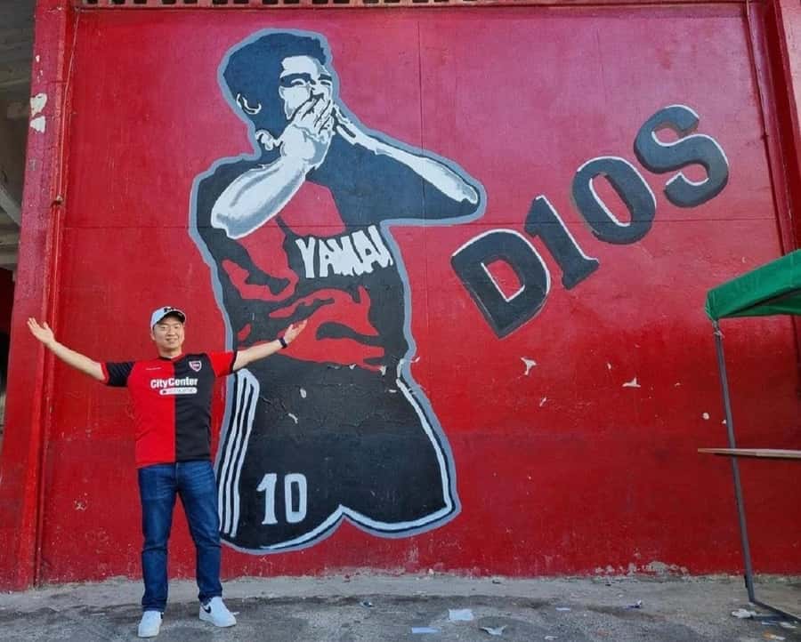 Rosario: Newell's Old Boys Football Match and Messi Tour - Watching Newell’s Old Boys inside the stadium