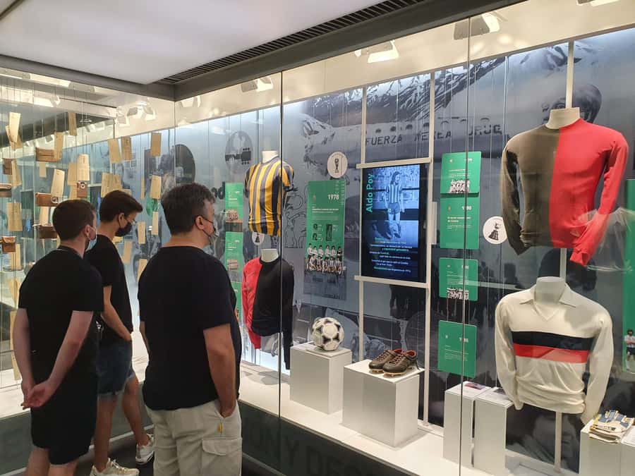Rosario: Newell's Old Boys Football Match and Messi Tour - Is $140 a fair price?