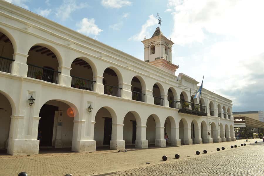 Salta: 4-Hour Guided Highlights City Tour - Quebrada de San Lorenzo and the change beyond the center