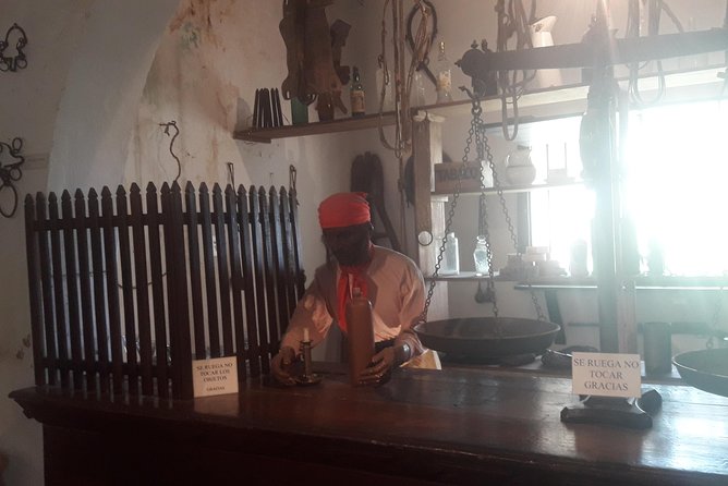 San Antonio de Areco and Lujan Day Trip from Buenos Aires - Lujan and its remarkable basilica