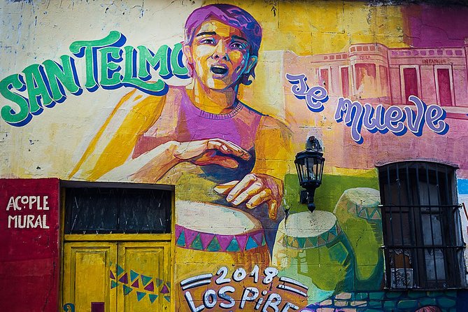 San Telmo - Colonial Tour Buenos Aires - San Lorenzo Passage and the colonial street plan