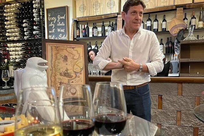 San Telmo Walking Tour and Wine Mini-Tasting for small groups - Inside Mercado de San Telmo