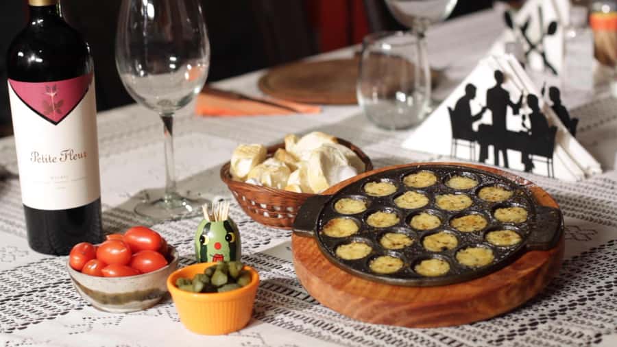 Secrets of Asado in Buenos Asado, BBQ and Dinner - Choripan and the move to red wine