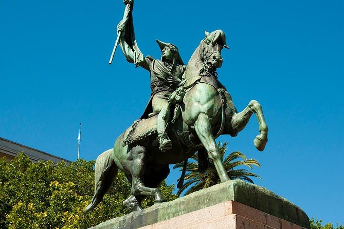 Self-Guided Audio Tour Evita Peron: Don't cry for me Argentina - Why Evita still matters in Buenos Aires
