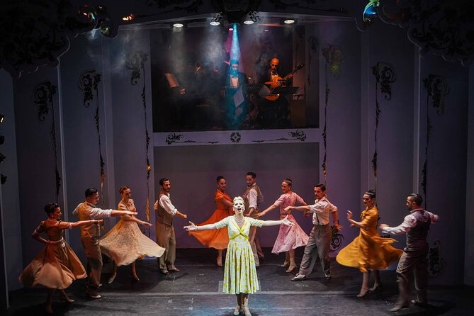 Show at the Mítico Café Los Angelitos with Optional Dinner and Transfer - Who will enjoy Café Los Angelitos most