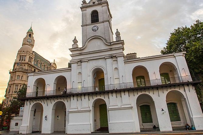 Small-Group City Tour with visit to Teatro Colon in Buenos Aires - Plaza de Mayo puts Argentina’s story in one square