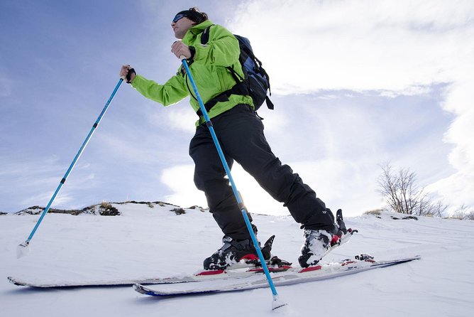 Snow Baptism Adventure: Skiing and Snowboarding at Cerro Catedral - The return route and the odd stop sequence