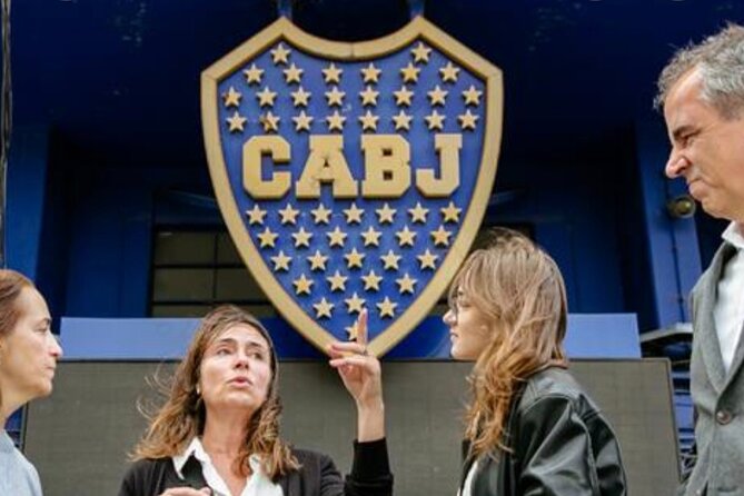 Social History and Secrets of La Boca (pick up option) - Caminito, the open-air art center