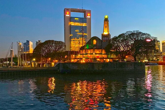 Sunset on the Río de la Plata: Navigation & Open Bar - Puerto Madero meeting point and evening plans