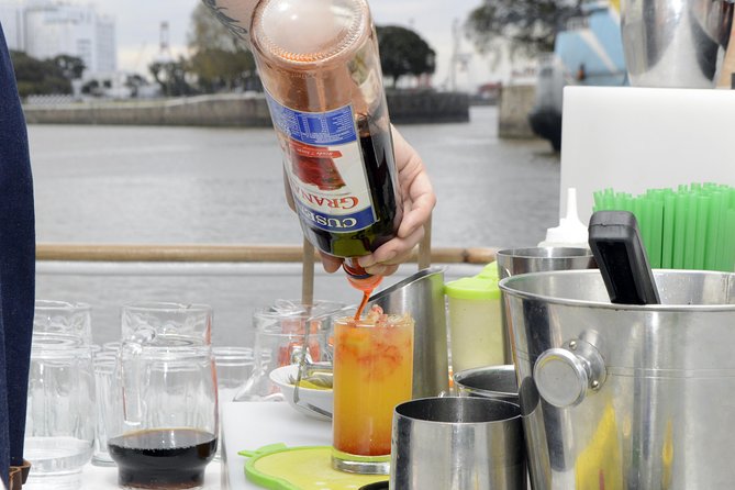 Sunset Río de la Plata & Open Bar - Key things to know before you book