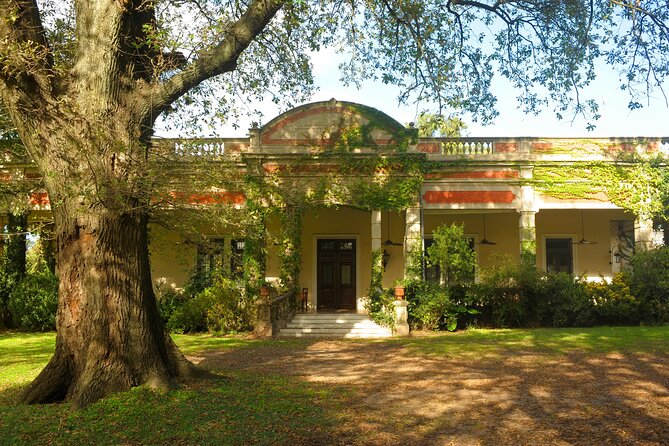 Tailor-made Day Tour to San Antonio de Areco & Estancia El Ombu - Leaving Buenos Aires behind on Ruta 8