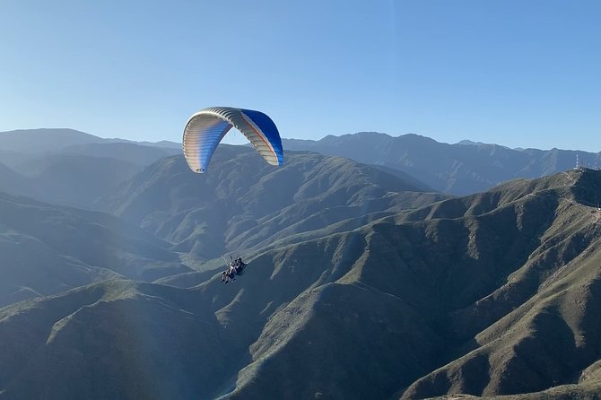 Tandem Flight Paraglider with Instructor + HD - Preparing for Takeoff on the Mountain