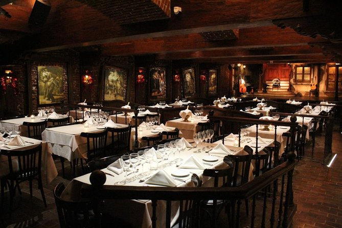 Tango Dinner-Show at El Aljibe with Optional Classic Bus Transfer - Dinner first, then tango