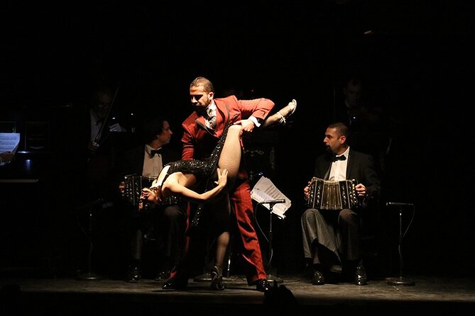 Tango show and dinner at: La Ventana - Who will enjoy La Ventana most