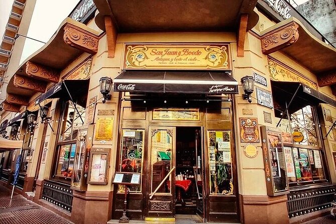 Tango Show at Esquina Homero Manzi - Why Esquina Homero Manzi makes a good tango introduction
