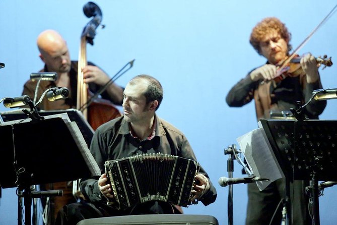 Tango Show at Piazzolla Tango with optional Dinner - The early tango lesson and dinner schedule