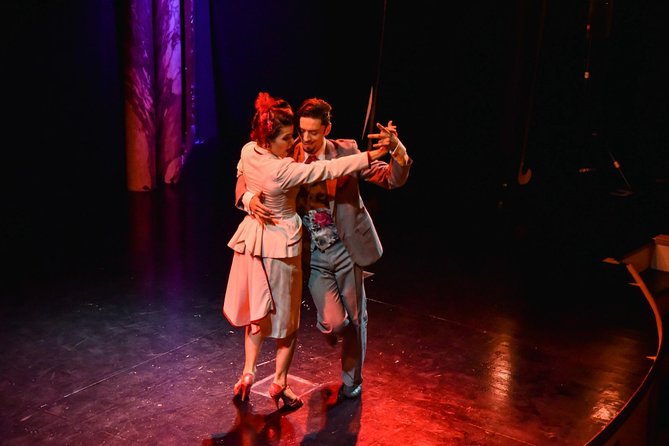 Tango Show with Carlos Gardel Dinner in Buenos Aires - Dinner, wine, and the weak spot in the evening