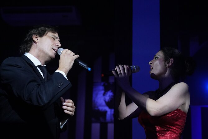 The Secret Tango Show in Buenos Aires - A short history of tango through music and movement