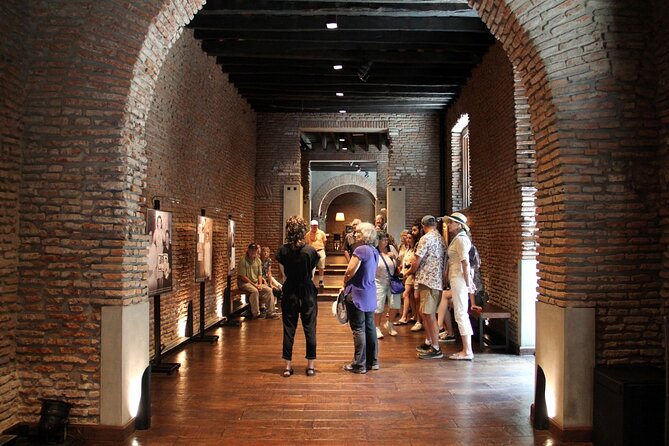 The Zanjón de Granados: Tunnels and Mystery of Buenos Aires - Objects and building remains from three periods