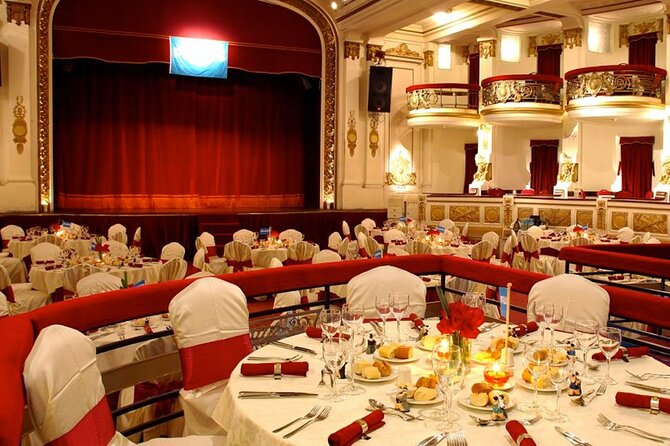Ticket for Platea Dinner Show at the Piazzolla Tango Theater - Entering the Belle Époque theater