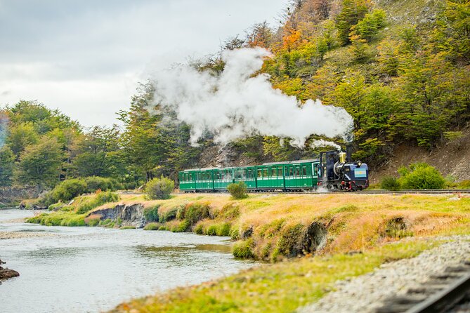 Tierra Del Fuego National Park and Fin del Mundo Train (INCLUDED) - Roca Lake and the Chilean border line