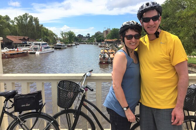 Tigre & Delta Bike Tour - Meeting at Círculo Militar and taking the train north