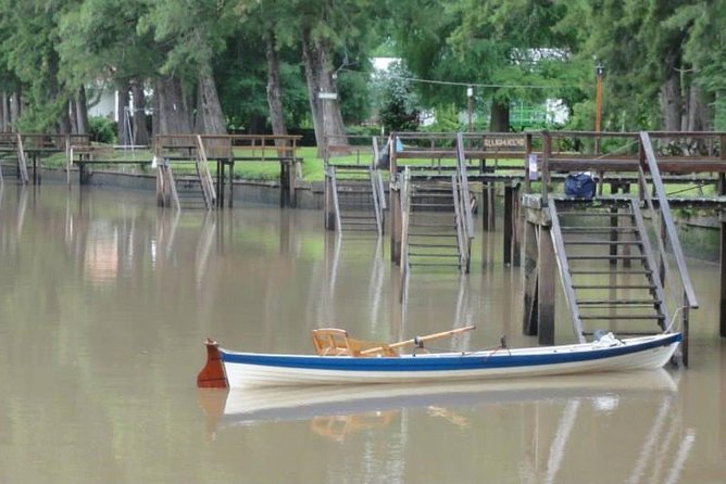 Tigre Delta Sightseeing Cruise from Buenos Aires - Following the Rio de la Plata and its tributaries