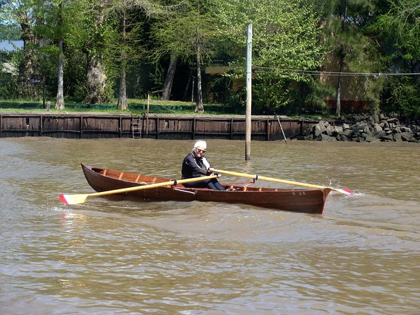 Tigre Delta with Navigation & Optional Lunch in Puerto Madero - Arriving in Tigre and finding the delta