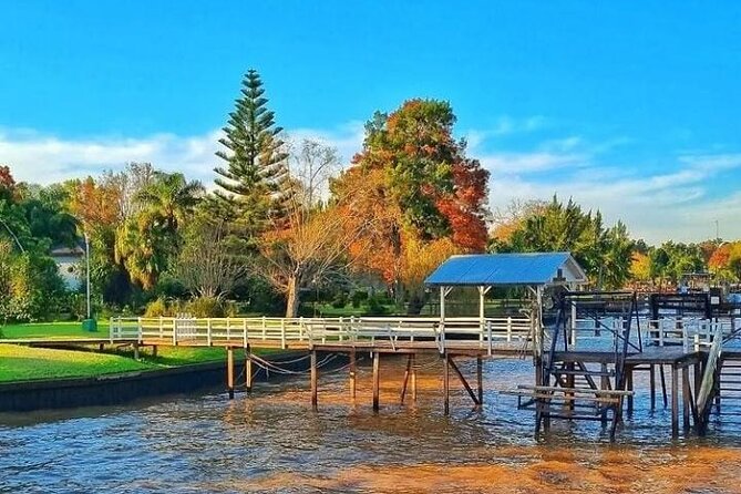 Tigre Delta with Private Navigation with Local Guide - San Isidro Cathedral in fifteen minutes