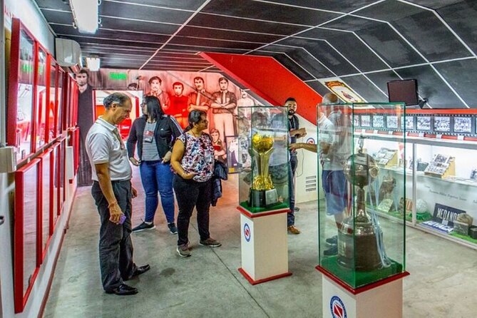 TodoMaradona in Buenos Aires: Diego Maradona House Museum and Stadium - La Casa de D10S and the family home