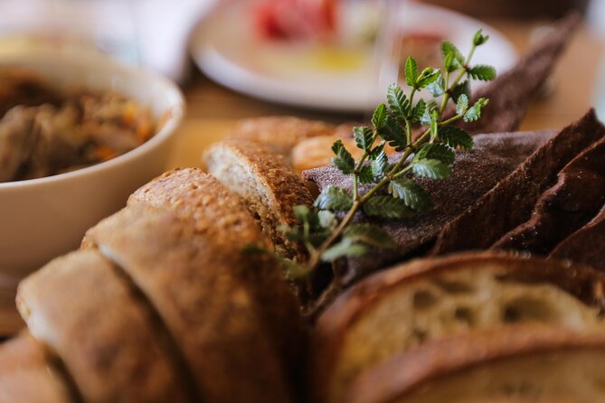 Top Rated: Winery Tour with Lunch in Mendoza - Key things to know before booking