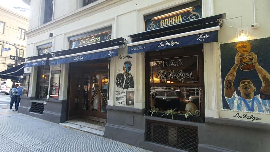 Tour cultural a pie de 3 horas por la historia del Tango - Starting at Av. Corrientes 348