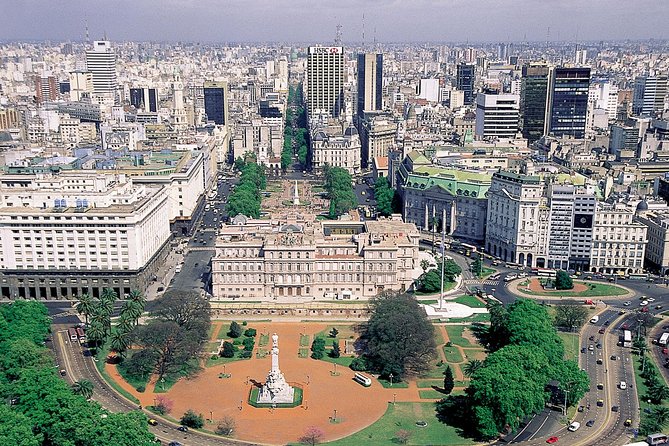Tour of Buenos Aires with Guide and Lunch Included - Booking, cancellation, and practical planning